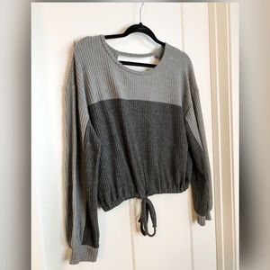 Hollister long sleeve waffle knit crop top. EUC. Small.